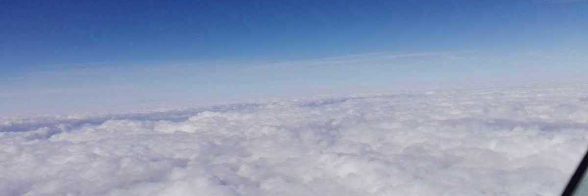 Flugwegposition um 13:56:20: Aufgenommen in der Nähe von 39030 Gemeinde Ahrntal, Bozen, Italien in 5488 Meter